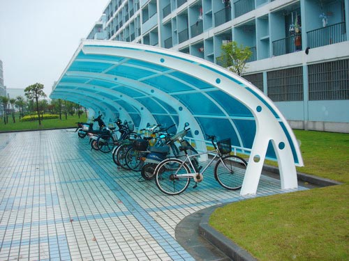 車棚（péng）